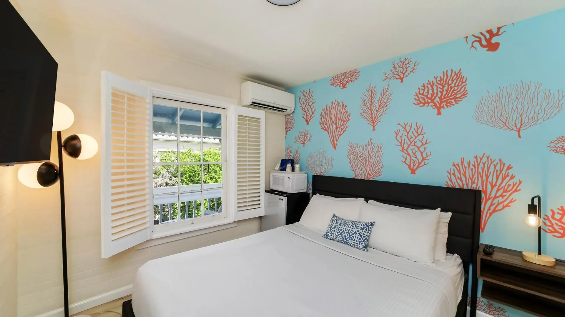 Tranquillity Guest House Key West 3*,